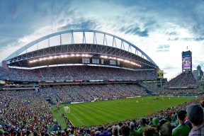 开云体育俱乐部官网-切尔西中场控制全场，节奏掌握精准，切尔西最强中场组合